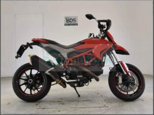 Ducati Hypermotard 821