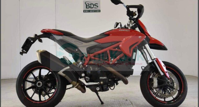 Ducati Hypermotard 821