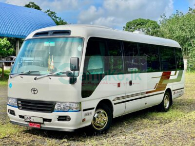 Toyota Coaster bus for sale in Kalutara