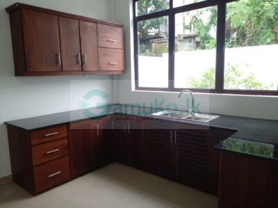 3 Story Modern House for Sale