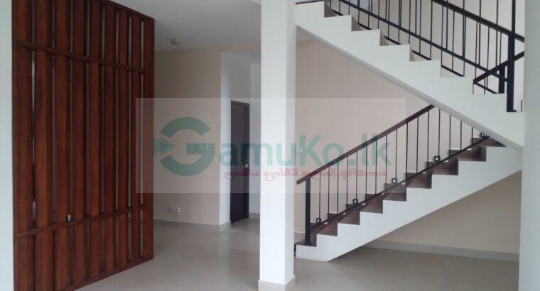 3 Story Modern House for Sale